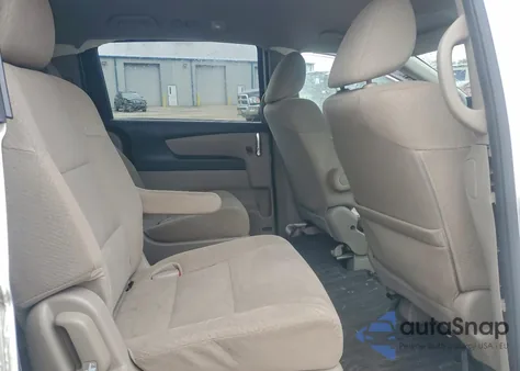 2014 Honda Odyssey Lx z USA, uszkodzony, nr VIN 5FNRL5H28EB104732